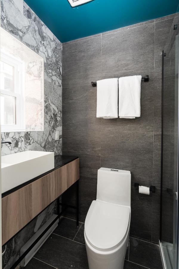 Opal Apartment
