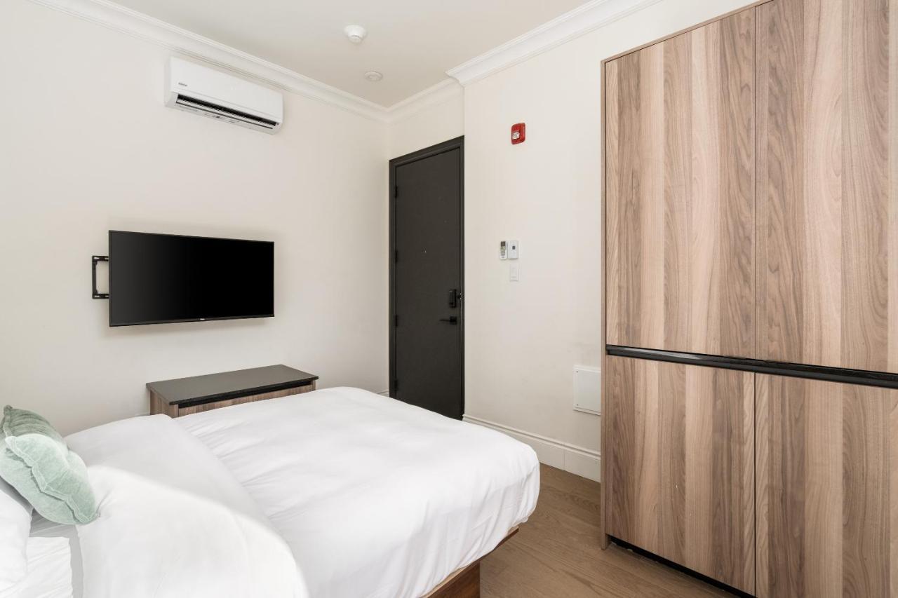 Opal Apartment